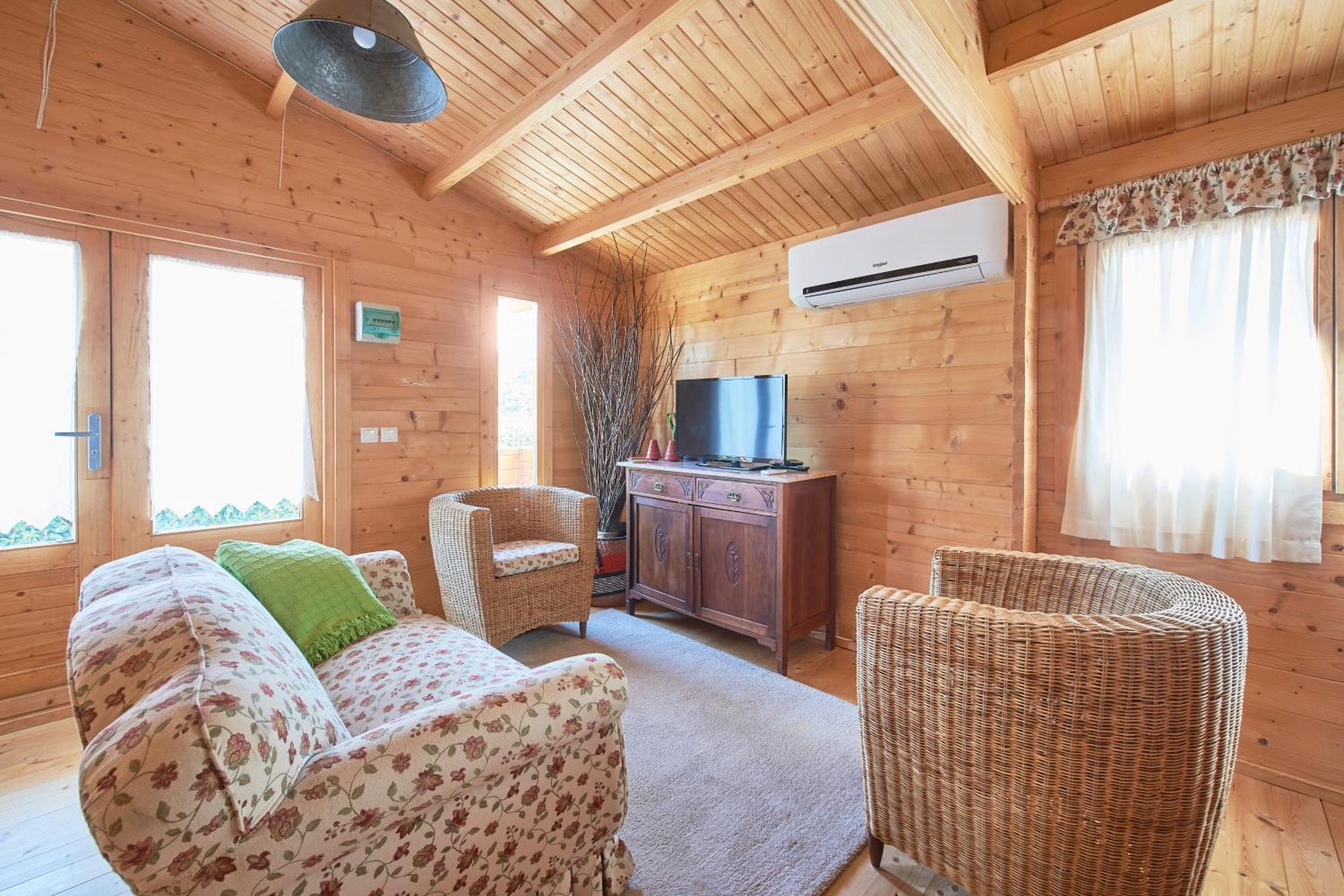 Lakeside Cabin Oasis W/ Ac, By Timecooler Montargil Eksteriør bilde